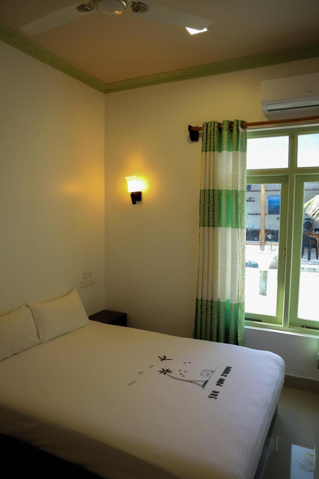 Shifa Lodge Maldives Feridhoo Esterno foto