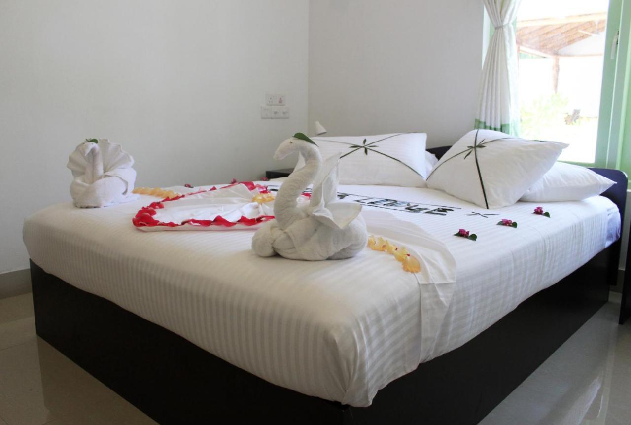 Shifa Lodge Maldives Feridhoo Esterno foto